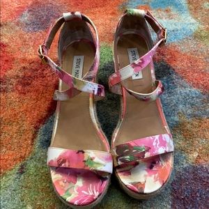 Steve Madden floral wedges